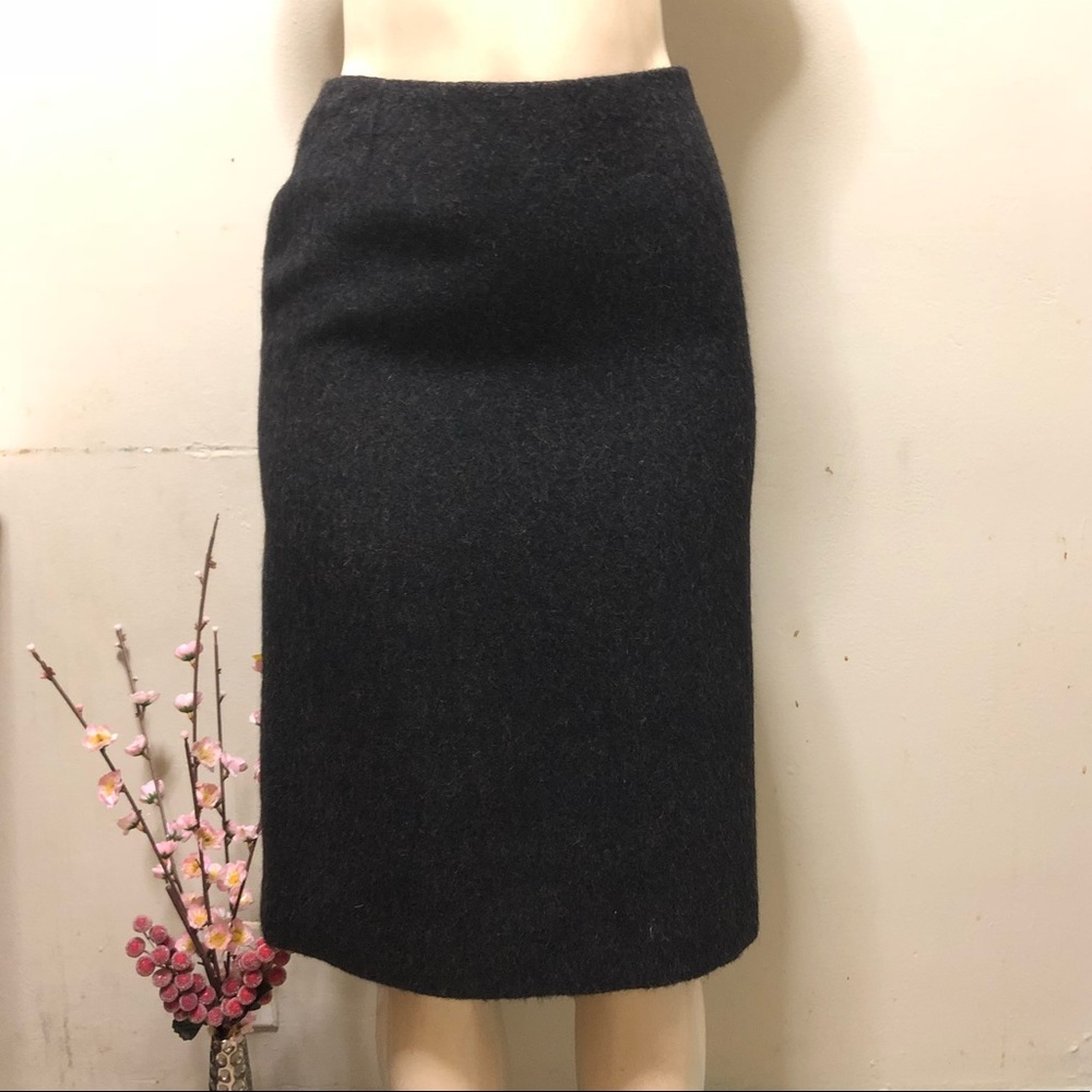 Authentic DOLCE &GABBANA SKIRT ( Wool)